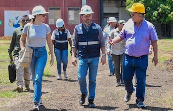 Alcalde Eder destaca labor de rescate y anuncia plan integral para afectados en Cali - crédito @alejoeder/X