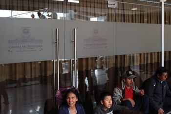 Ciudadanos afines al Gobierno del