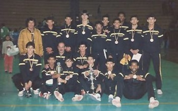 Vamos Peerless se fundó en