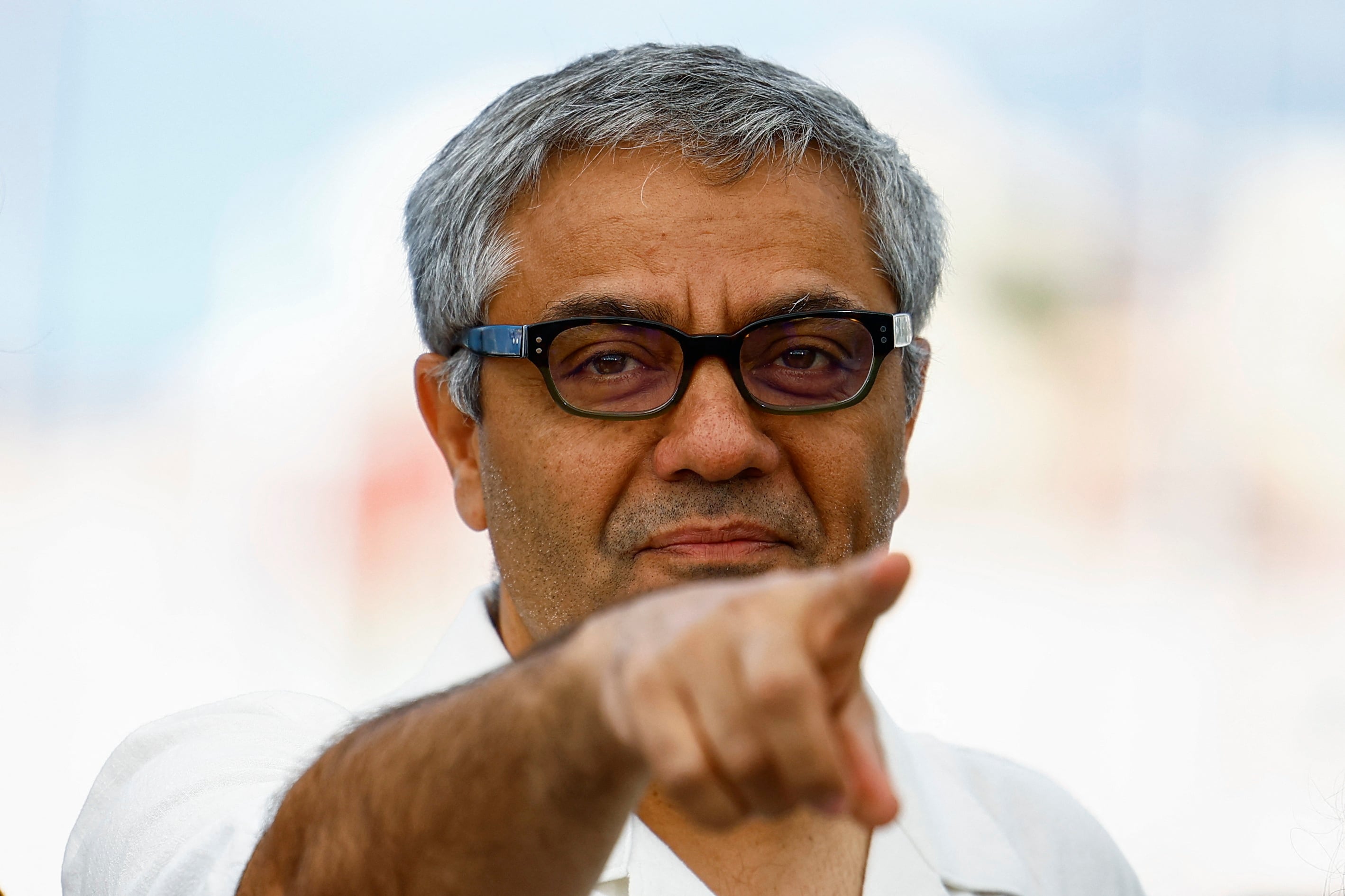 El cineasta iraní que fue condenado a azotes en público fue galardonado en el Festival de Locarno