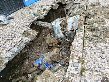 Las grietas en el suelo