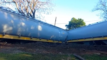 descarrilo un tren de carga en santa fe