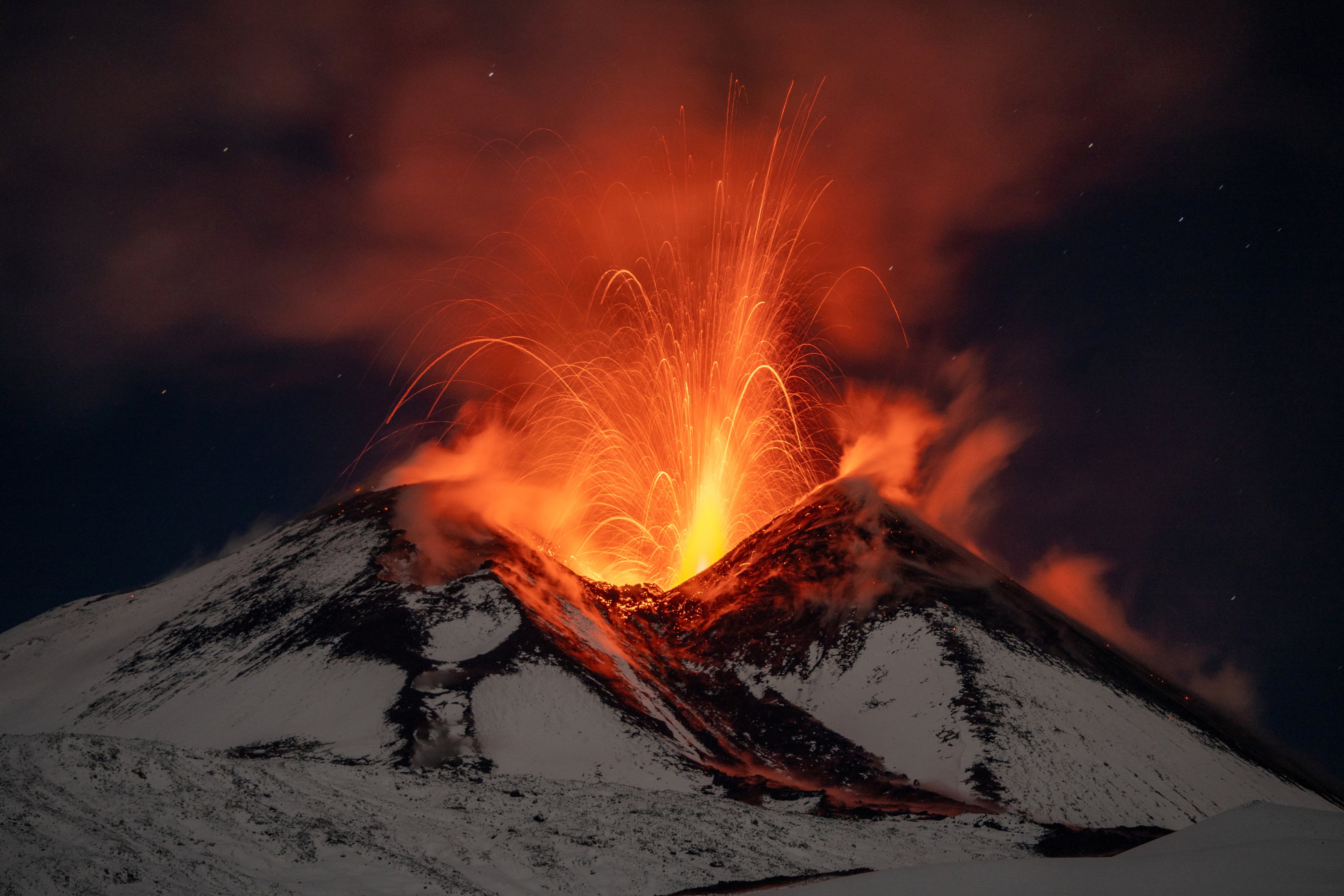 Las muestras geoquímicas y isotópicas revelan la estabilidad en la composición de los magmas del Etna a lo largo de su historia (REUTERS)