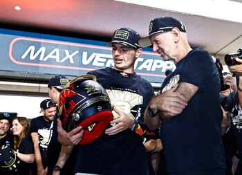 Verstappen y Newey en el