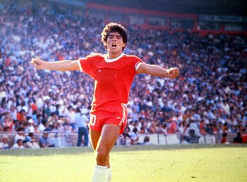 Diego, con la casaca del