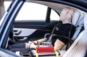 HANDOUT - Los maniquíes para