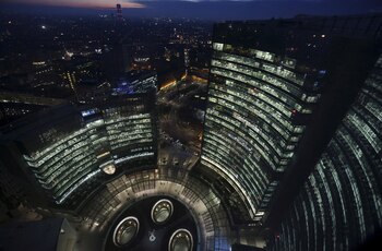 Panorámica de centro empresarial en