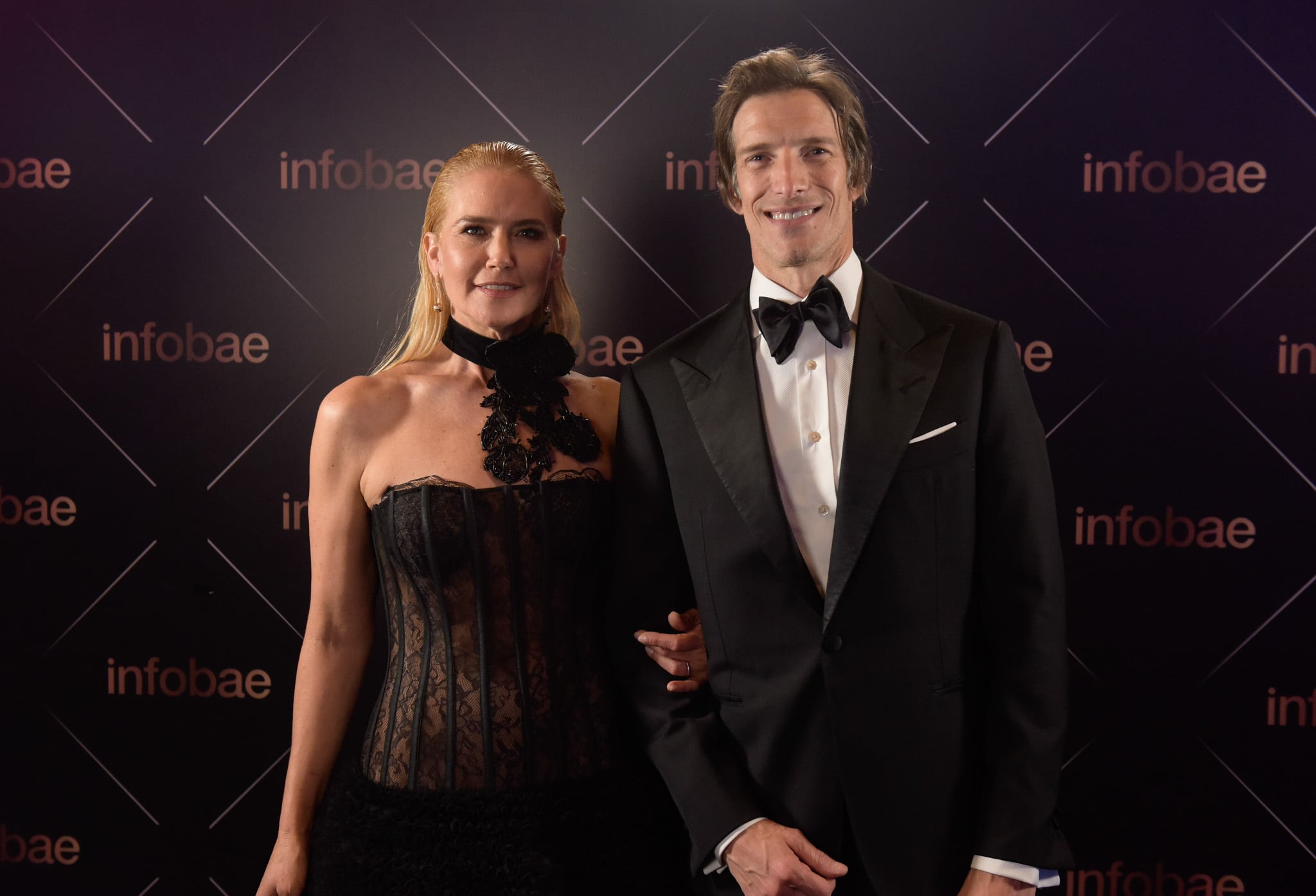 Iván de Pineda y Valeria Mazza conducirán la gala, aportando elegancia y experiencia a una noche emblemática para la moda argentina (Gustavo Gavotti)