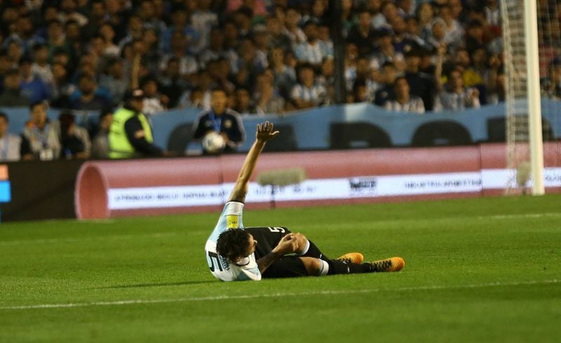 Fernando Gago sufrió tres roturas del tendón de Aquiles durante su carrera profesional, dos en el pie izquierdo y una en el derecho (REUTERS)