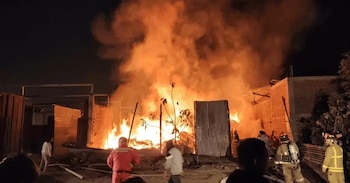 Incendio en Ate: Dueños de depósito de madera acusan que fue provocado por criminales