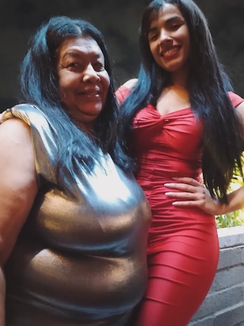 El homenaje con 'Amor eterno' acompañó la decisión de Sharon Realeza de continuar en Yo me llamo - crédito @yomellamoselenaquintanilla2026/ Instagram