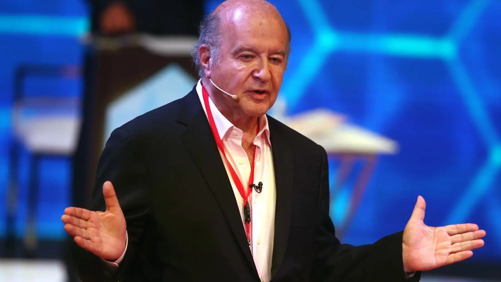 Hernando de Soto reapareció tras horas de silencio para explicar su versión sobre el ofrecimiento para presidir la PCM y por qué, según él, el proceso quedó truncado. . Foto: Andina