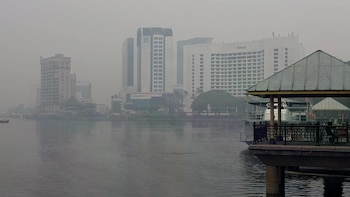 Malasia decreta la emergencia y Filipinas suspende las clases por la contaminación del aire tras los incendios en Indonesia