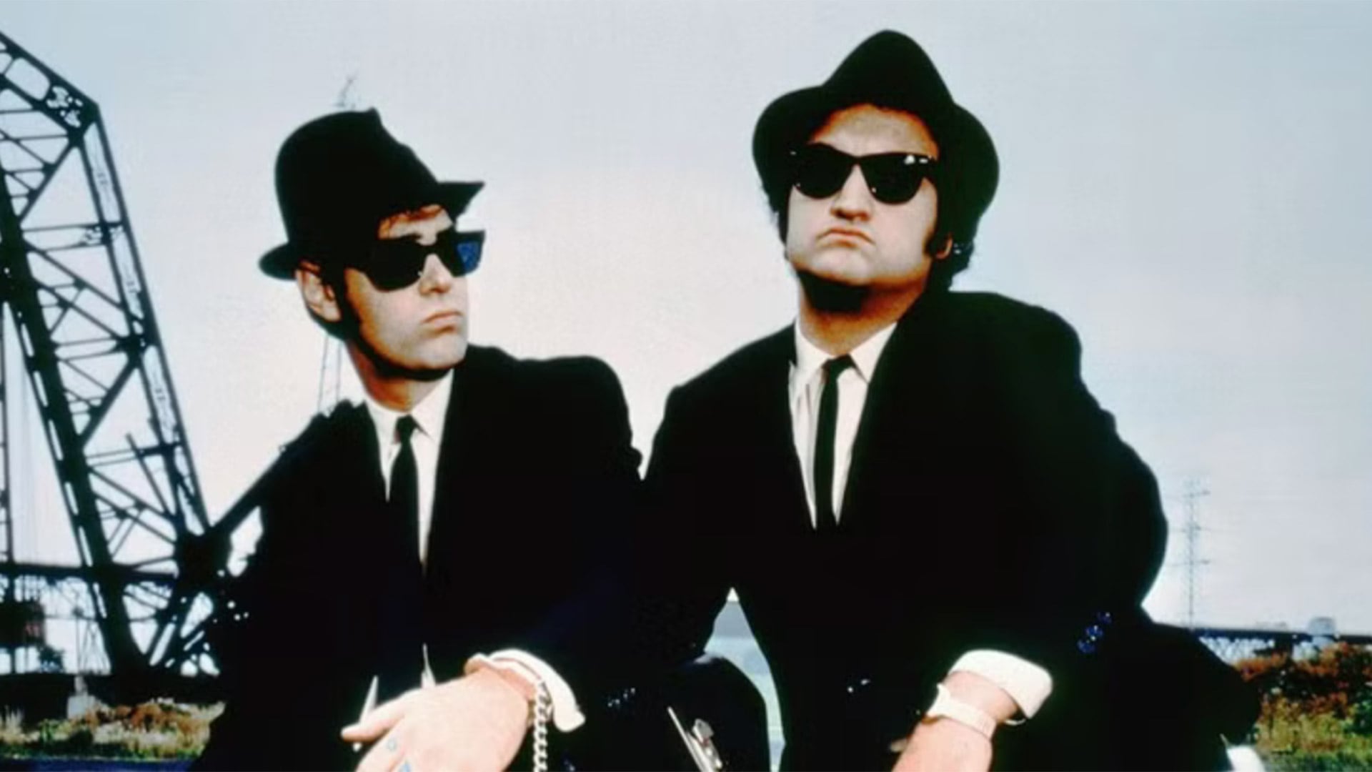 Dan Aykroyd y John Belushi. The Blues Brothers. Amigos entrañables