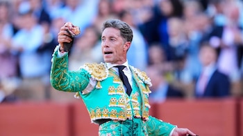 Manuel Escribano celebra su cumpleaños desde el hospital tras la cogida que ha sufrido en Málaga