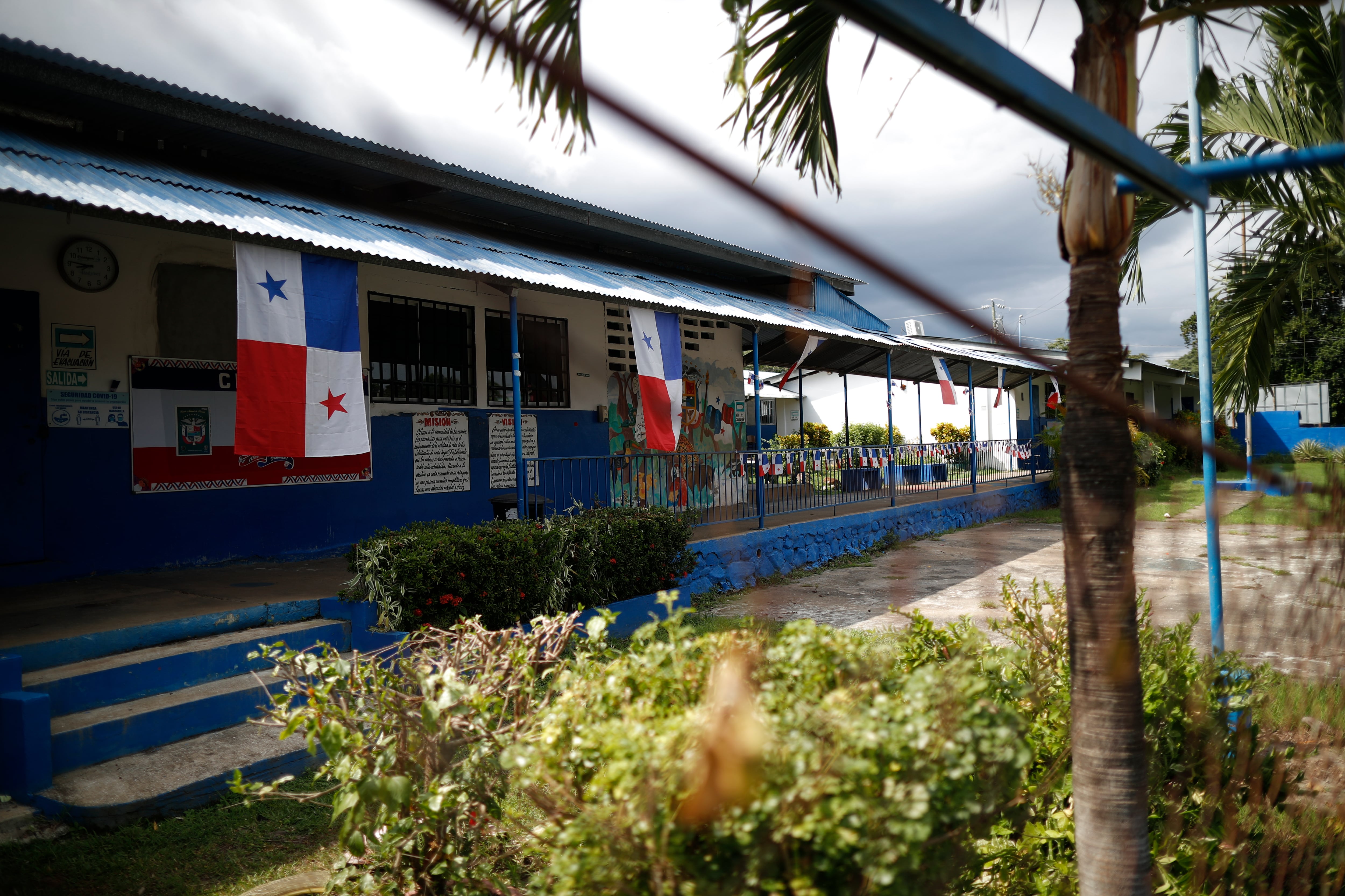 El Ministerio de Educación se mantiene como la entidad con mayor peso dentro de la planilla estatal. EFE/Bienvenido Velasco