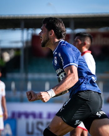 Felipe Vizeu celebrando el único gol de Sporting Cristal ante Atlético Grau en Piura.