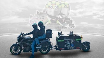 Perros moteros se toman las