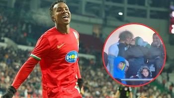 Carlos ‘El Pibe’ Valderrama pasa