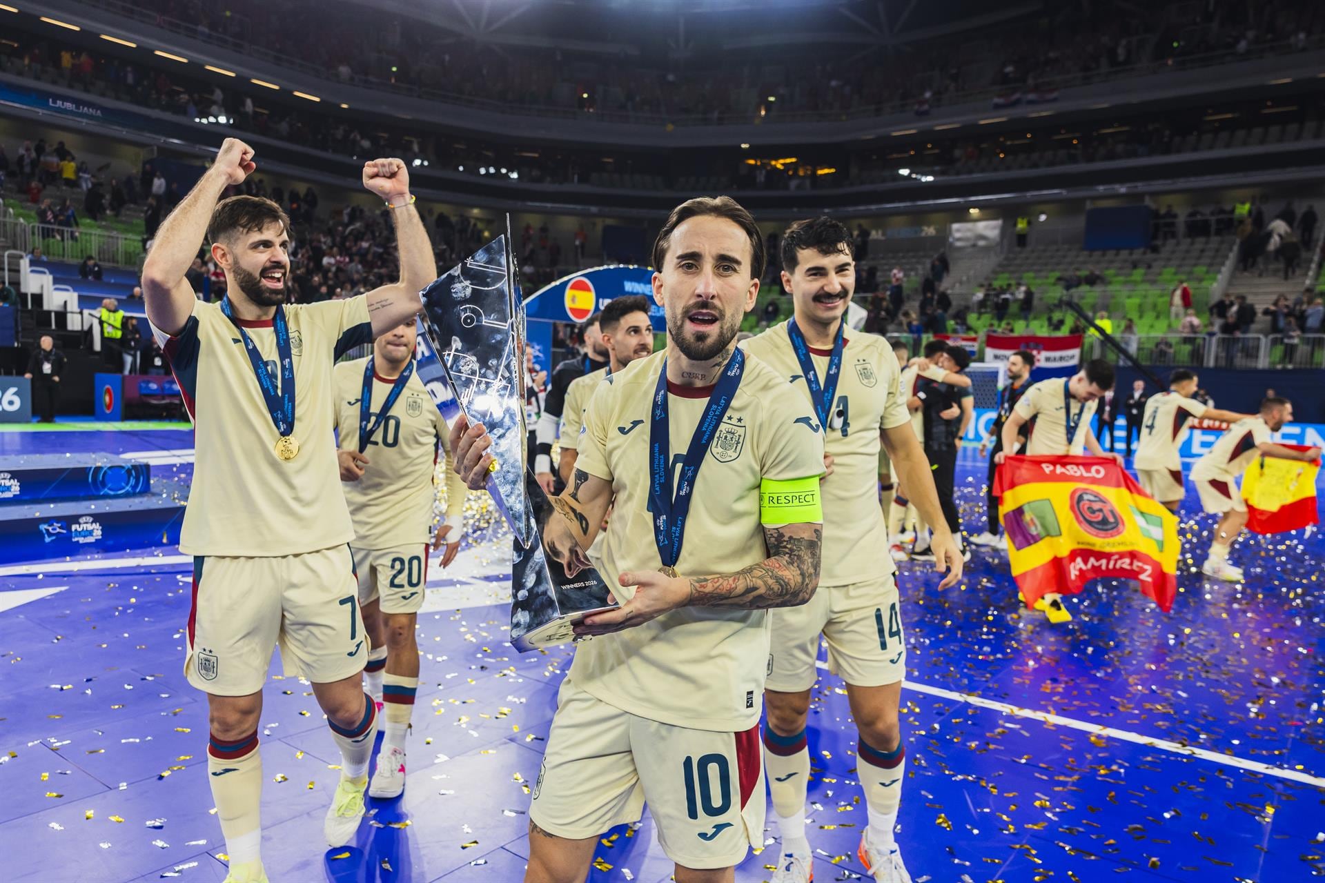 La ‘piel dorada’ de Joma, la inédita camiseta con la que España fue campeona de Europa