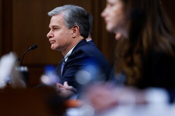 Christopher Wray compareció ante una