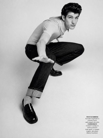 Iván de Pineda inició su carrera en la moda en 1994 y desfiló en Nueva York, Milán, París y Londres para marcas como Versace, Gucci y Valentino