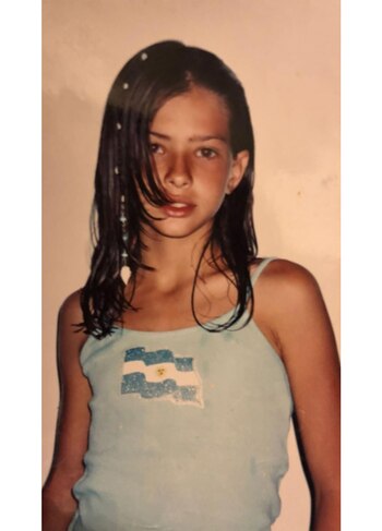 La China Suárez de niña