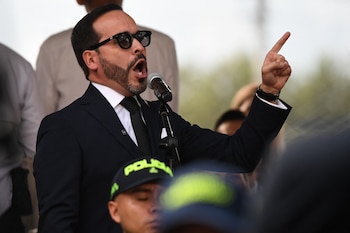 De la Espriella dejó en claro desde un principio que en caso de ganar las elecciones tomaría juramento en una guarnición militar y no en el Capitolio Nacional - crédito Jaime Saldarriaga / Reuters