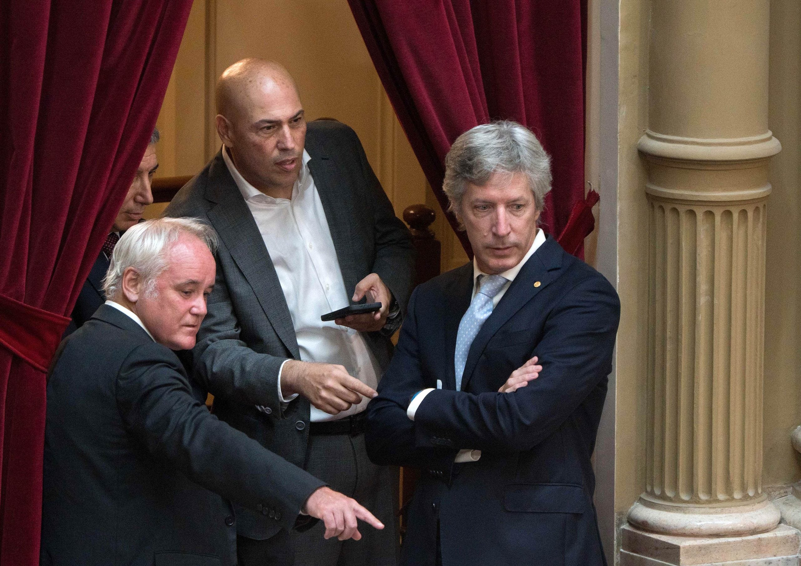 Algunos funcionarios ya están en el Congreso