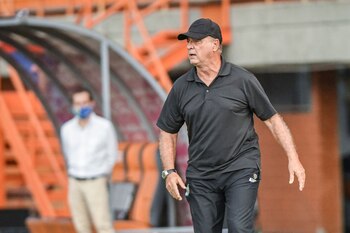 El técnico del Deportes Quindío,