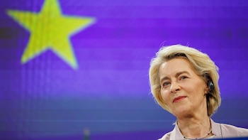 Bruselas exige a España repartir mejor el gasto social: más dinero y pisos para jóvenes y menos desequilibrios generacionales