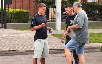 El episodio se produjo tras una jornada lluviosa y quedó registrado en cámaras de seguridad