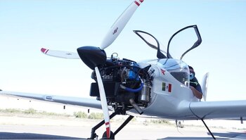 El avión Halcón II fue