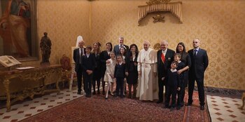 Guzmán Carriquiry, su familia y