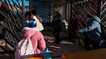 ¿Habrá clases este lunes 9