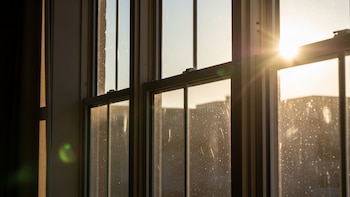 Crean ventanas solares transparentes que