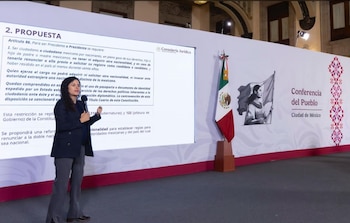 La consejera jurídica Luisa María Alcalde justificando la propuesta presidencial.
Crédito: Presidencia.