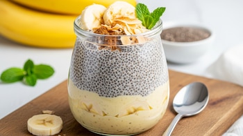 Natilla de chía y plátano: prepara un postre cremoso, fresco y fácil sin horno