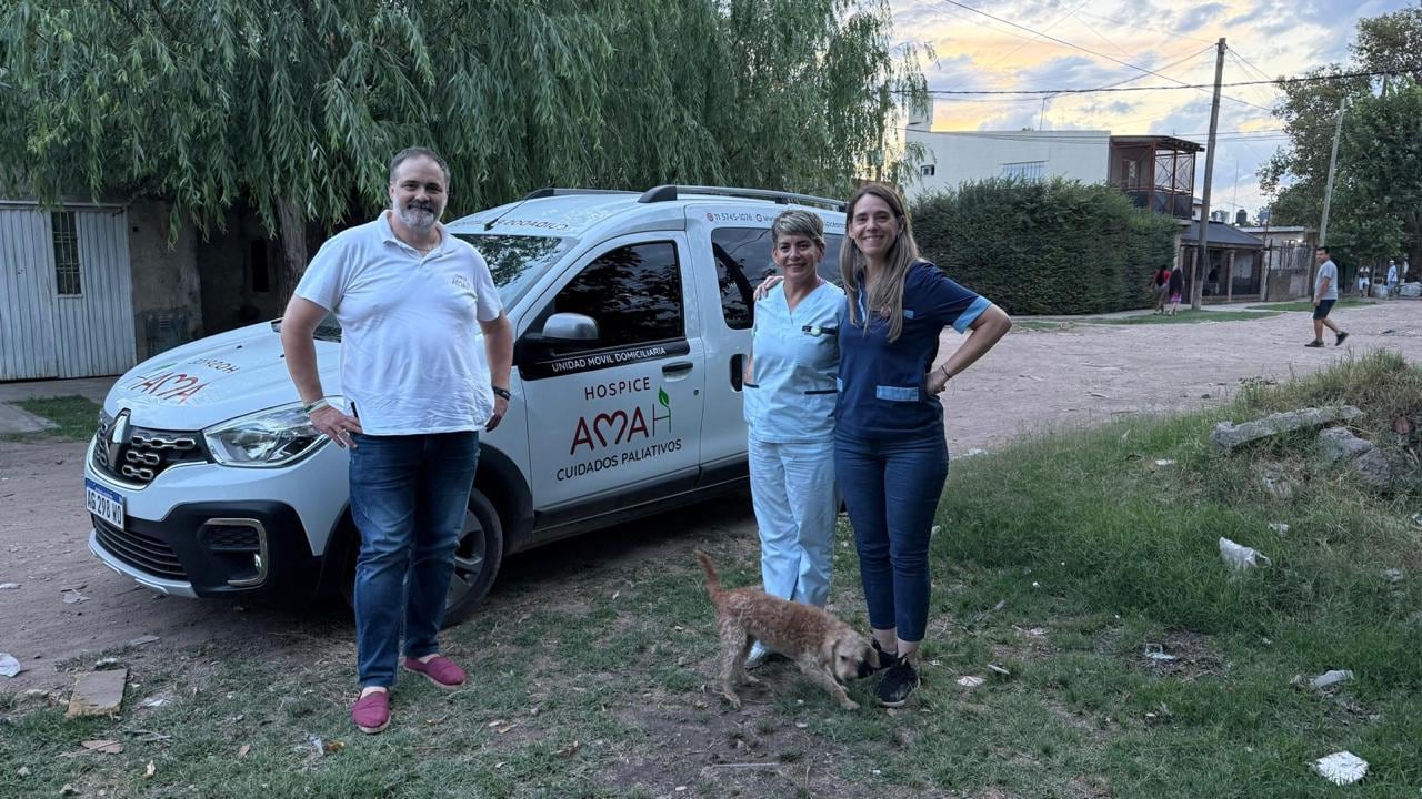 Ser voluntario en Hospice AMAH es aprender que el amor es el analgésico más poderoso (Hospice AMAH)