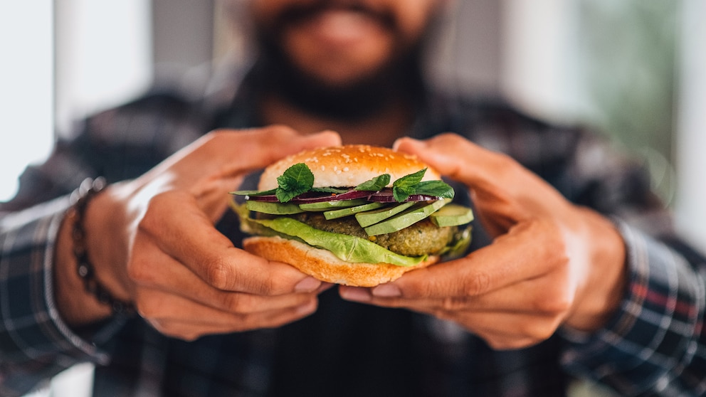 Cómo llevar una alimentación vegana balanceada: claves para una transición exitosa