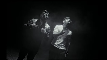 Aunque mantiene un tono provocador,