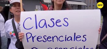 Representantes del colectivo 'Volvamos a