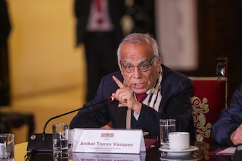 Aníbal Torres llega al Congreso