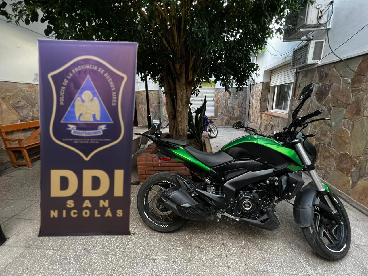Una de las motos que fue recuperada (Foto: DDI de San Nicolás)