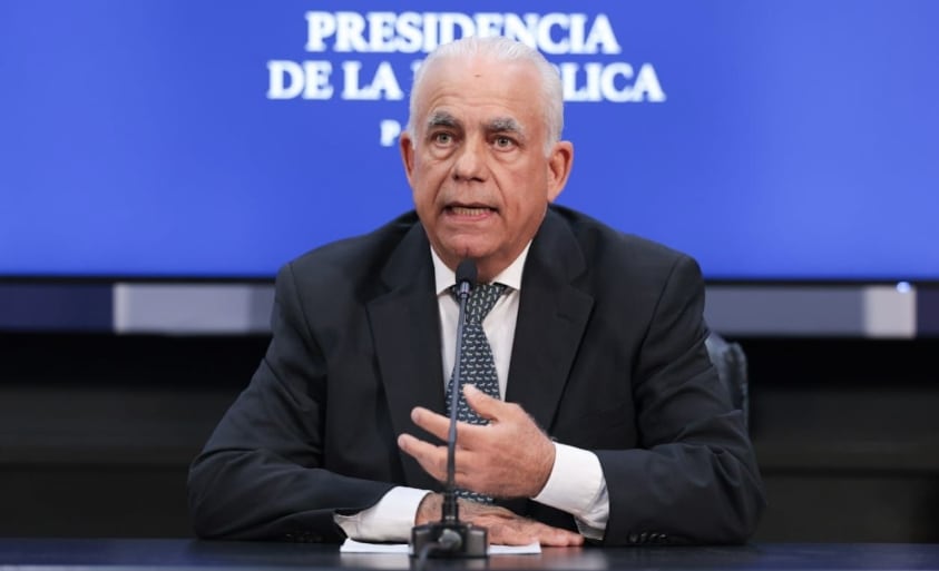 Ministro de Desarrollo Agropecuario, Roberto Linares, uno de los sectores que se proyecta serán mayormente impactados por El Niño. (Presidencia)