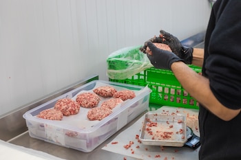 En Hundred Burgers hacen cada