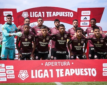 Miguel Silveira y Héctor Fértoli fueron titulares en Universitario ante Juan Pablo II en Trujillo. - créditos: Universitario