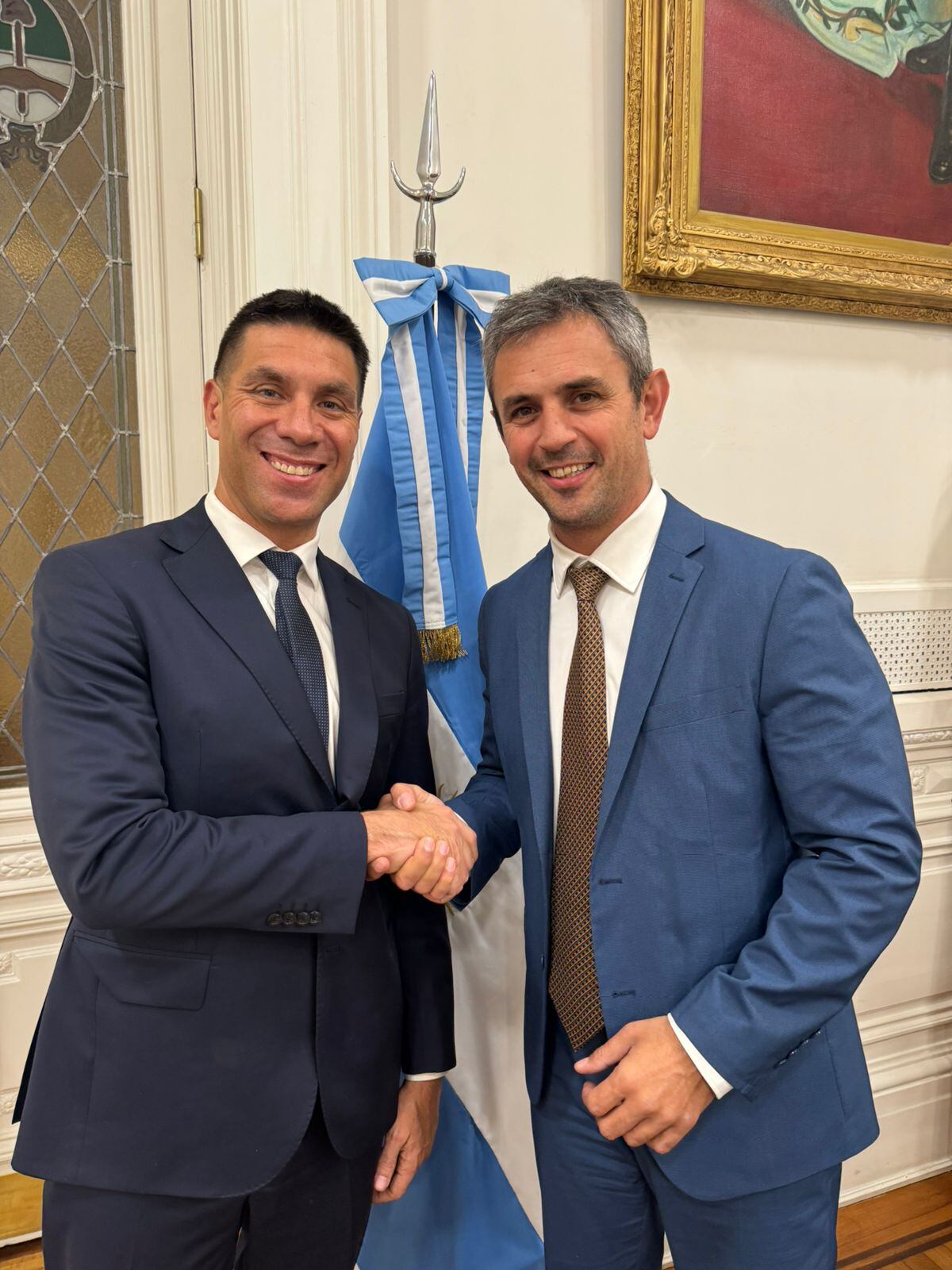 Correa Llano junto a Martín Menem