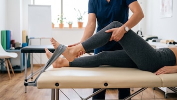 Qué es la hipermovilidad, la enfermedad que afecta el colágeno del cuerpo y puede tardar 20 años en diagnosticarse