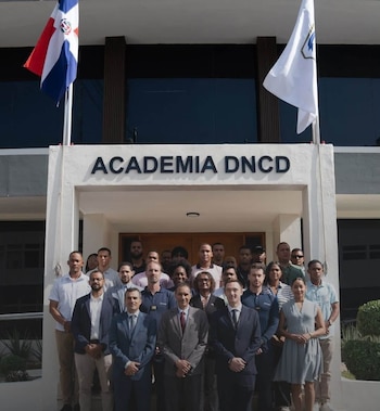 La DNCD reforzó la inspección de buques de recreo tras un taller con Francia en Santo Domingo (Foto cortesía DNCD)
